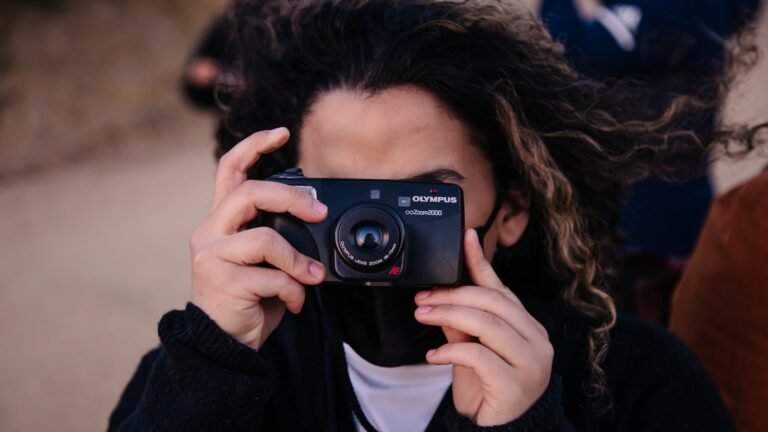 Getting Going with Roblox: A Beginner's Guide to the World of Online Gaming Getting Going with Roblox: A Beginner’s Guide to the World of Online Gaming